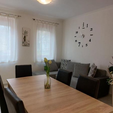 גיולה Apartmancentrum מראה חיצוני תמונה