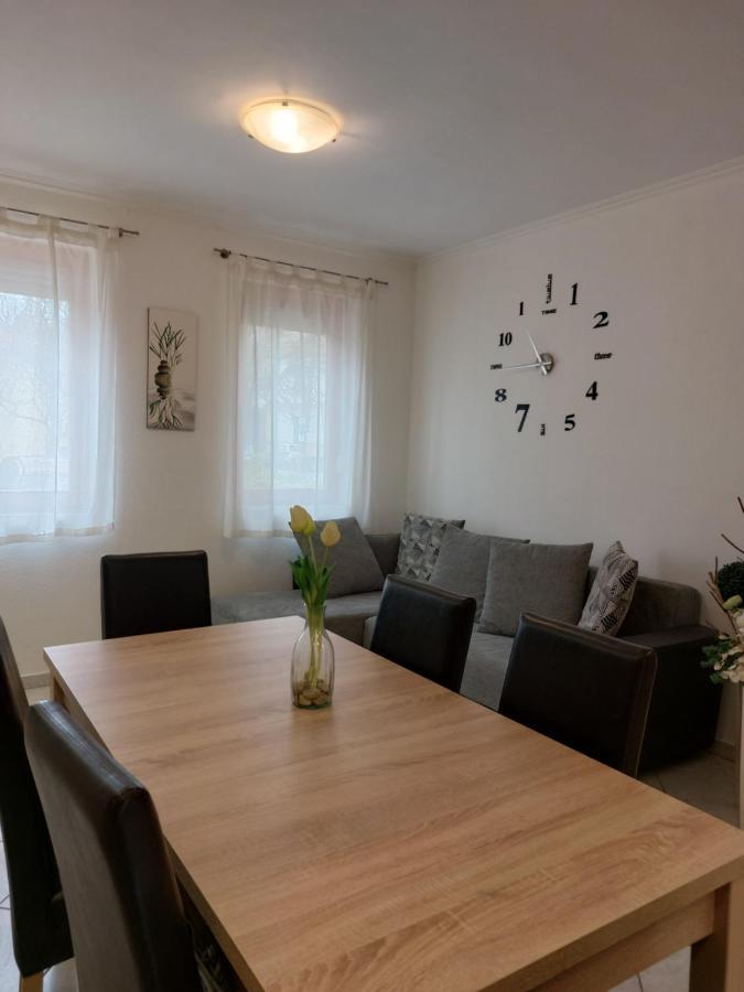 גיולה Apartmancentrum מראה חיצוני תמונה