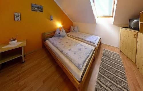 גיולה Apartmancentrum מראה חיצוני תמונה